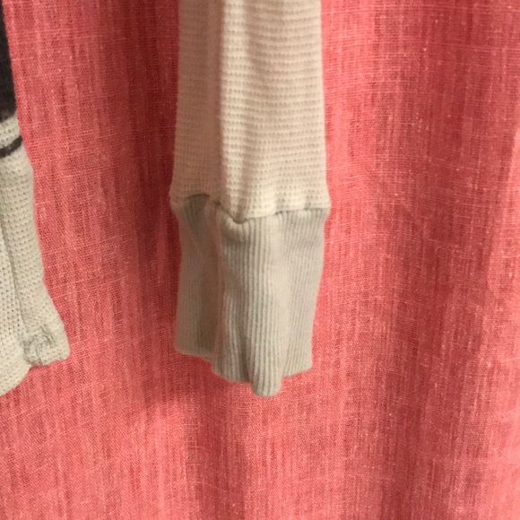 T PARTY LONG SLEEVE - Picture 3 of 4